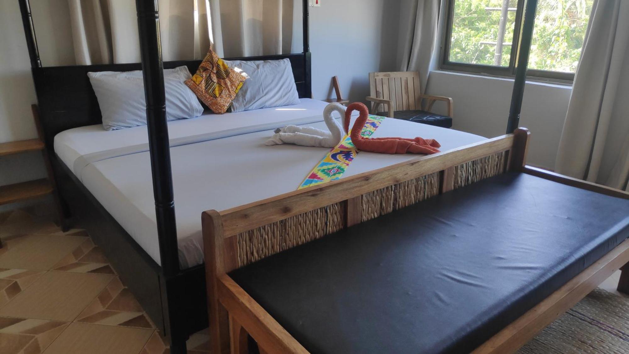 Hotel Afiki à Elmina Extérieur photo